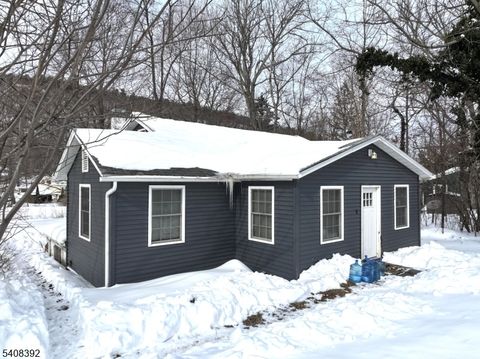 4 Henry St Frankford Twp. NJ 07826