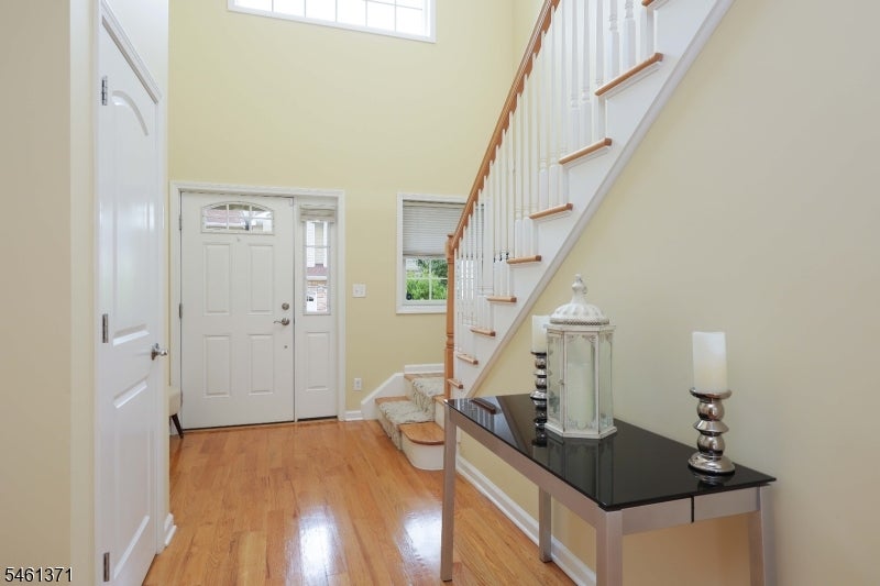6 Harvey Ct