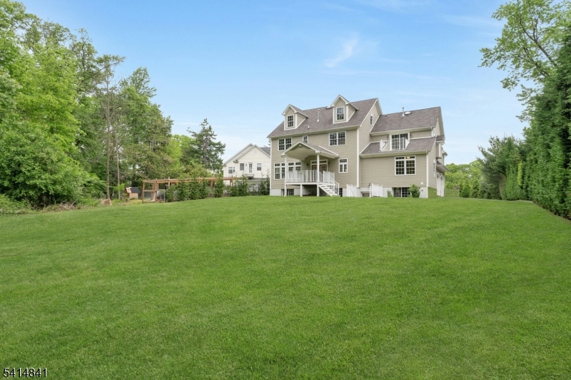 1004 Penny Ln