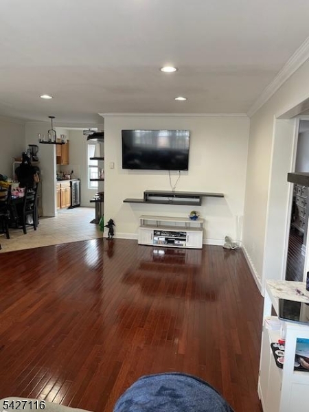 24 Union Ave 4