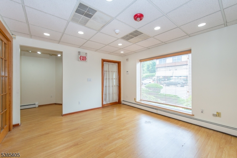 548 Franklin Ave