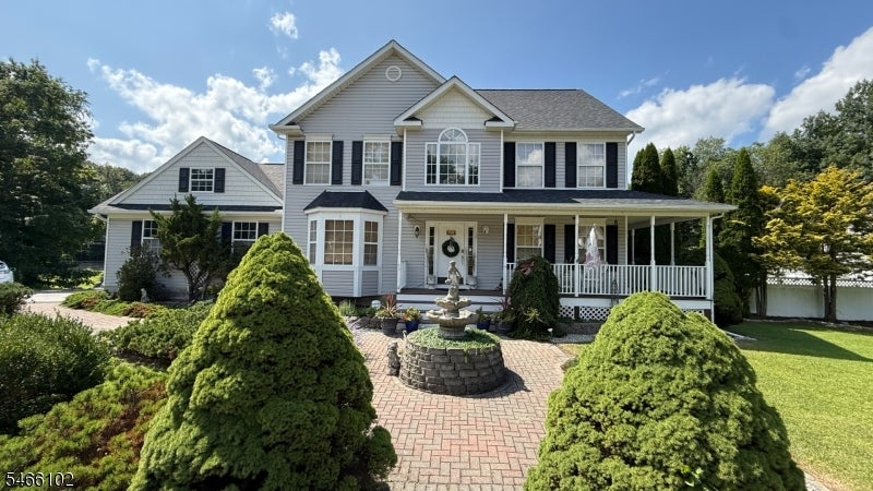 10 Macintosh Dr