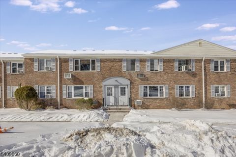 14 Wedgewood Dr, UNIT 19 19 Verona Twp. NJ 07044