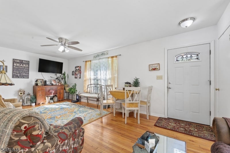 341 Skyline Dr