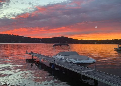 96 E Shore Trl Sparta Twp. NJ 07871