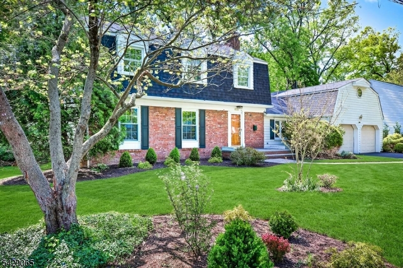 800 Cranford Ave