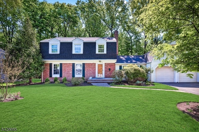 800 Cranford Ave