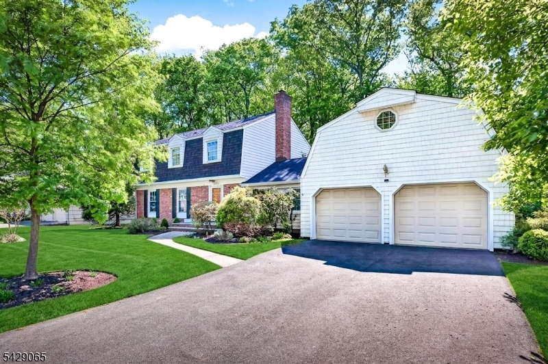 800 Cranford Ave