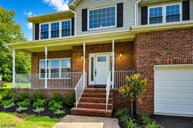 114 BRANDON CT