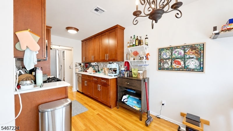 333 Liberty St 14