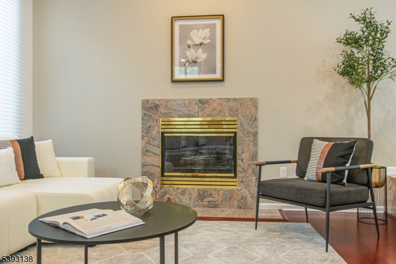 237 Grand Cypress Ct