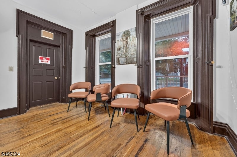 37 W Washington Ave
