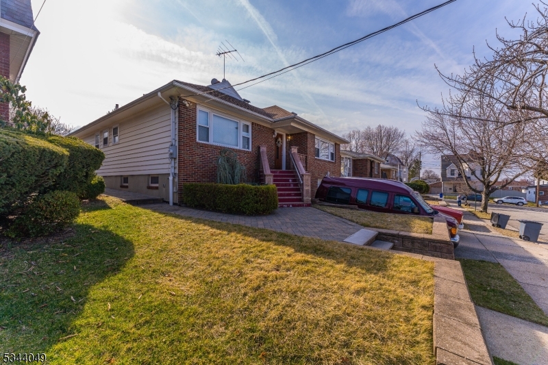 10 Pleasant Pl