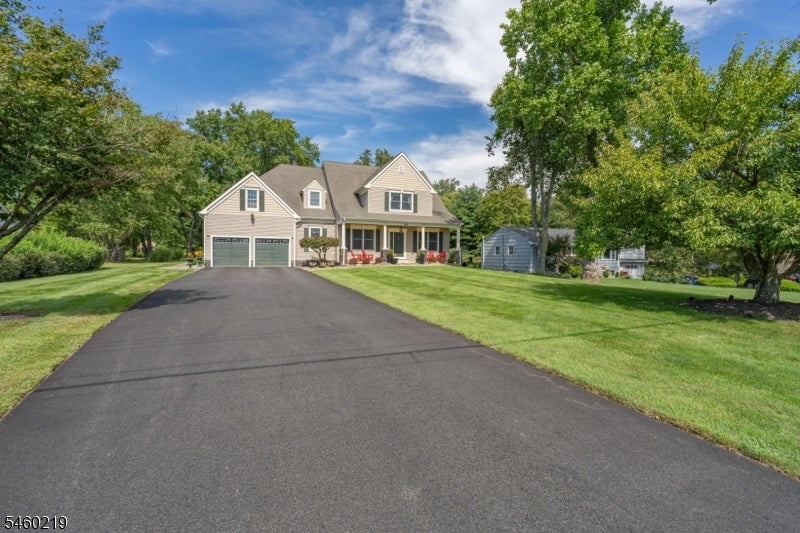 104 Robbins Rd