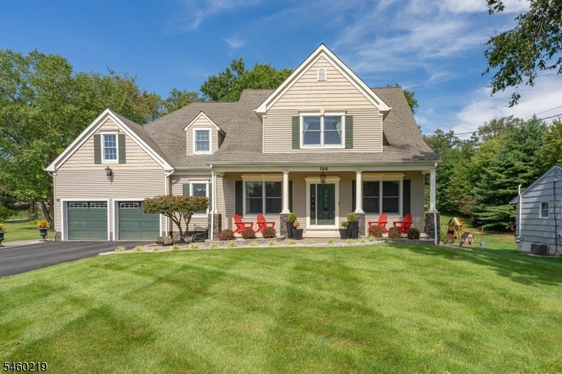 104 Robbins Rd