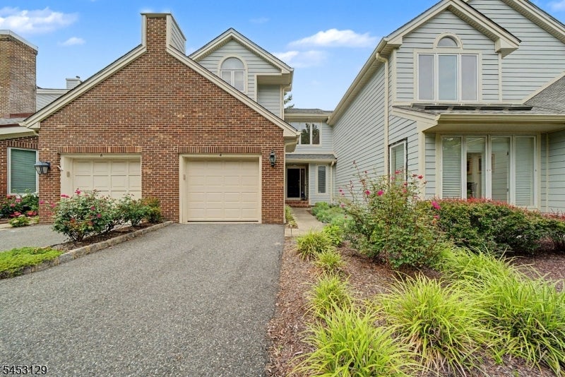 4 Jesse Ct