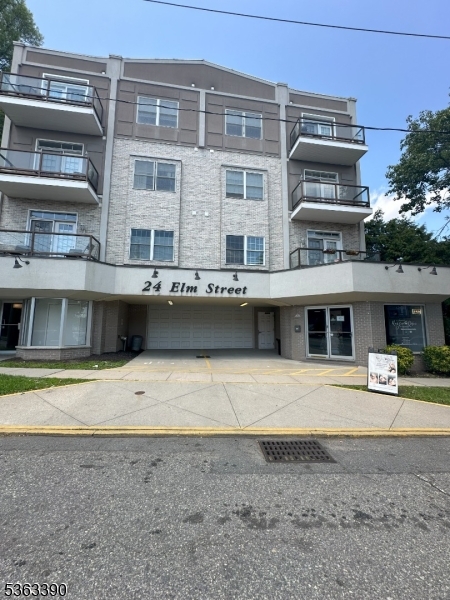 24 Elm St