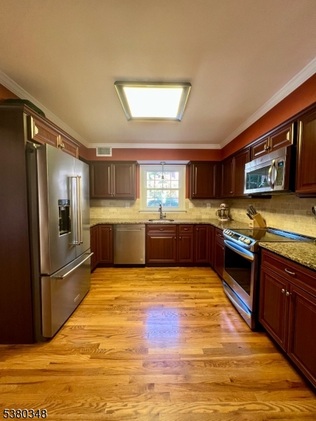 3 Beacon Hill Commons