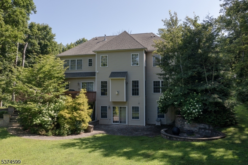 22 Fox Trail Rd