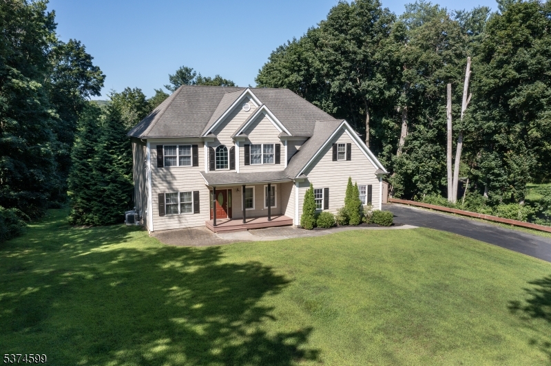 22 Fox Trail Rd