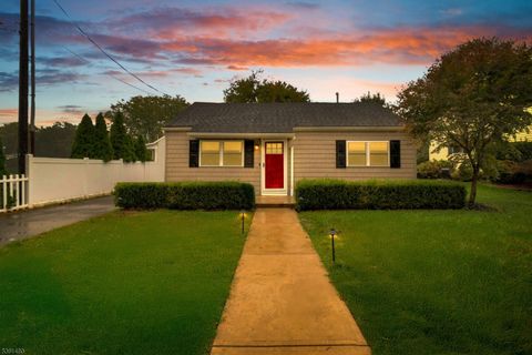 16 Irwin Ave Freehold Twp. NJ 07728