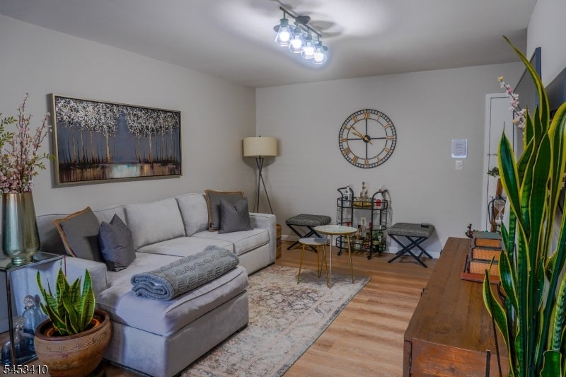 22-28 Belmont Avenue U-A1 A1