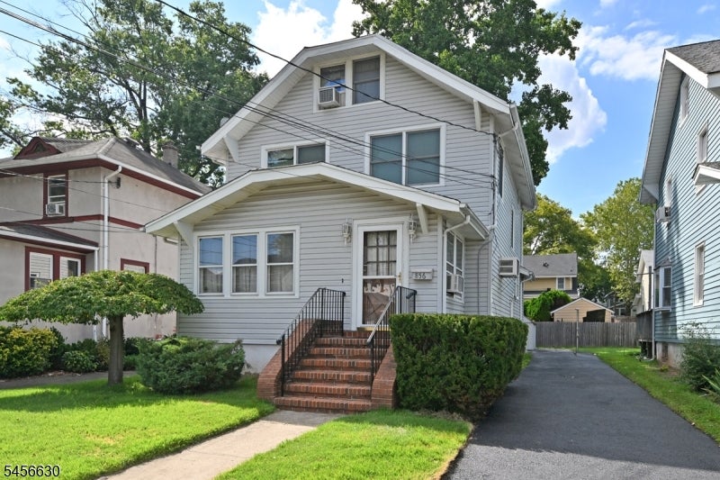856 Ester Ave