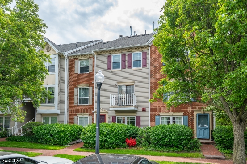 72 Cherry St