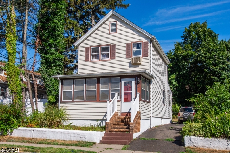 8 N 14Th St