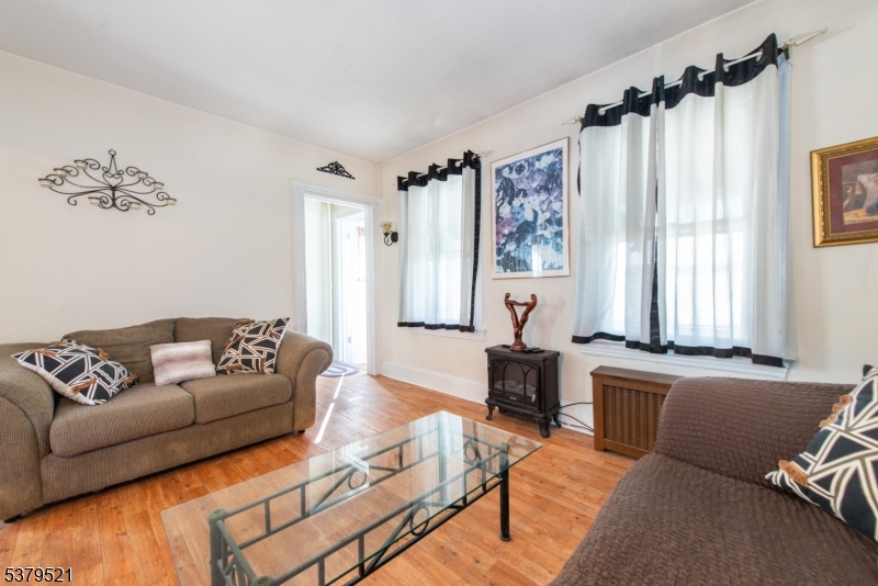 8 N 14Th St