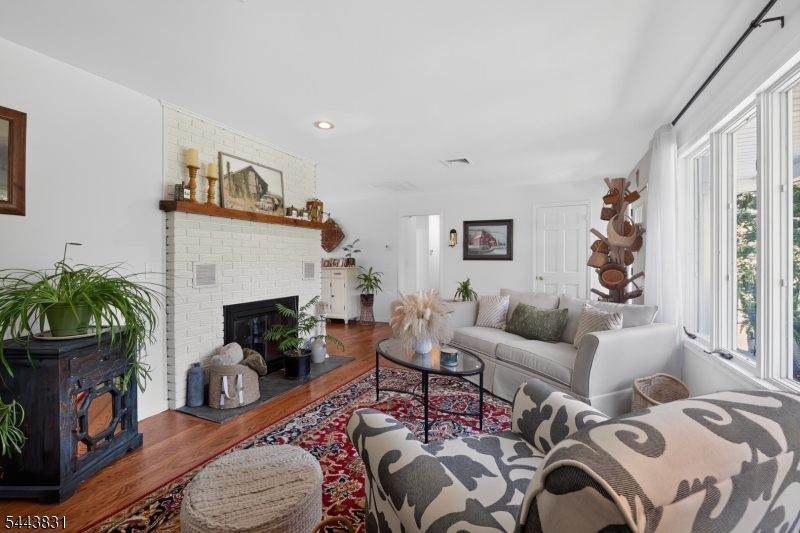 64 Stony Brook Rd