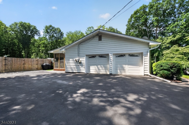 64 Stony Brook Rd