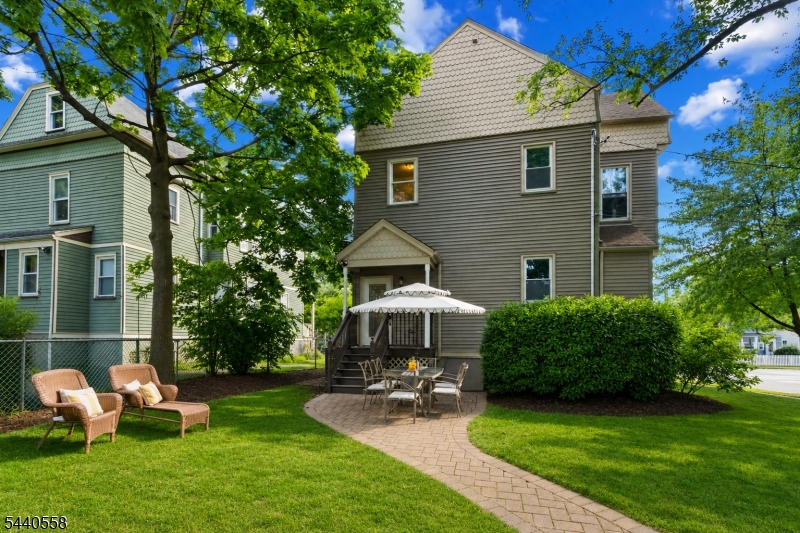 129 Claremont Ave 2