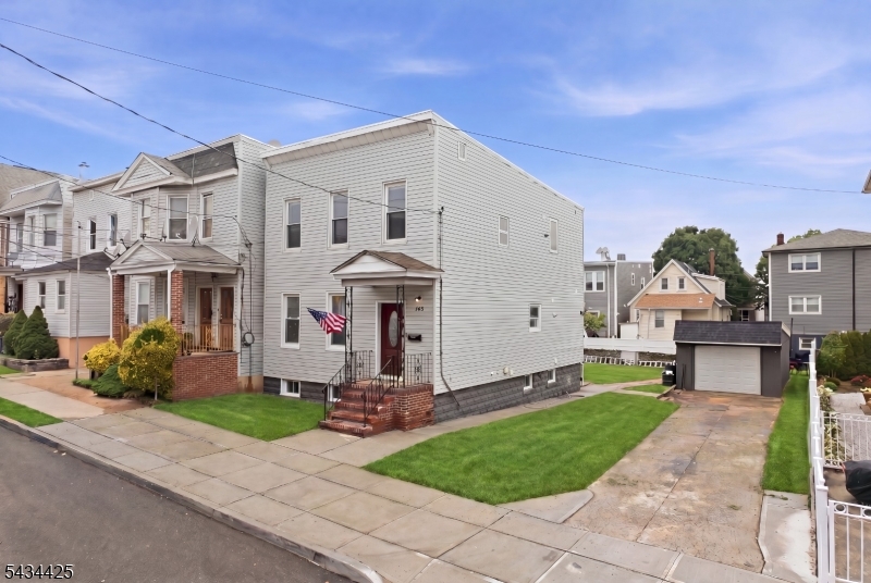 145 Tappan St
