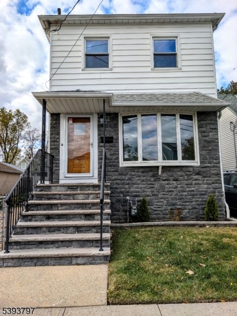 Photo of 111 E 13Th St, Linden, NJ 07036 (MLS # 3995773)