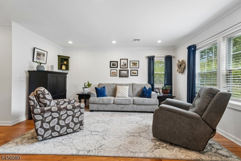 10 David Rd