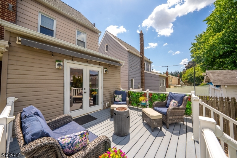 1269 Robinson Ter