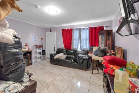 422 Schiller St Elizabeth City NJ 07206