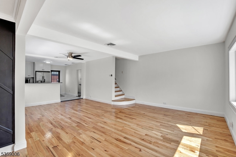 21 William St
