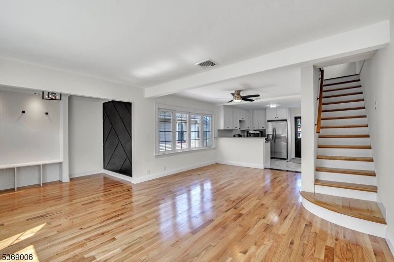 21 William St