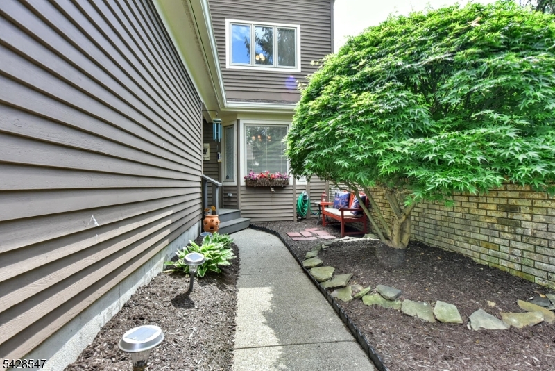 227 Westervelt Ln