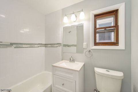 46 Center St Clifton City NJ 07011