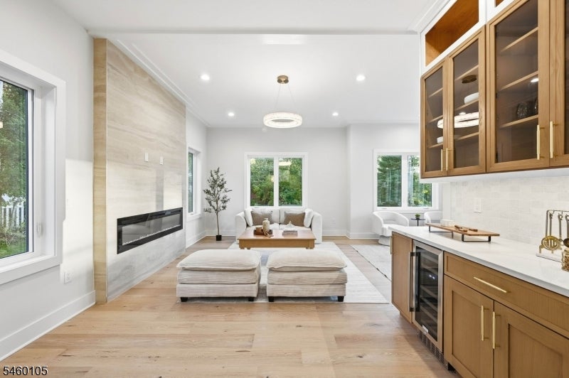 25 Claremont Ave