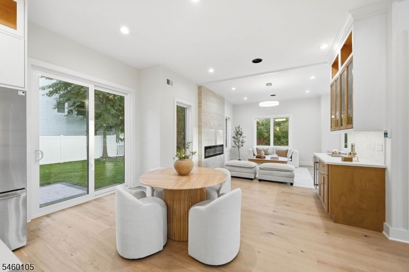 25 Claremont Ave