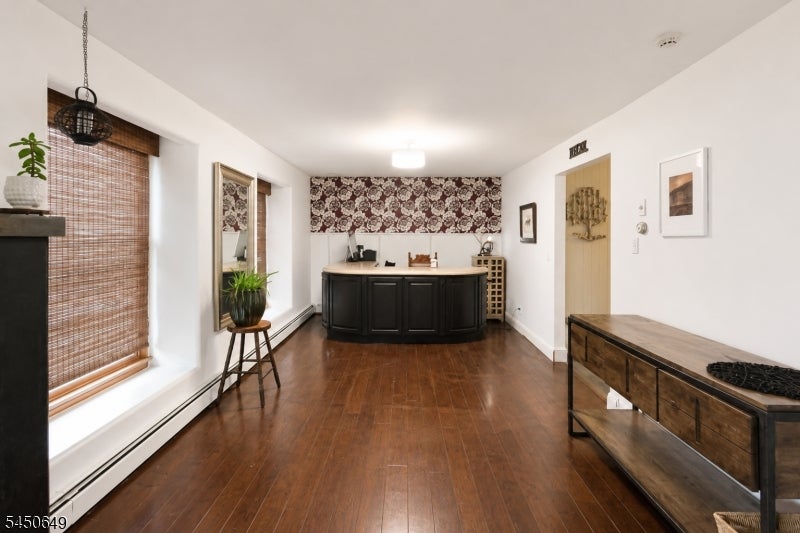 4 Davenport Rd