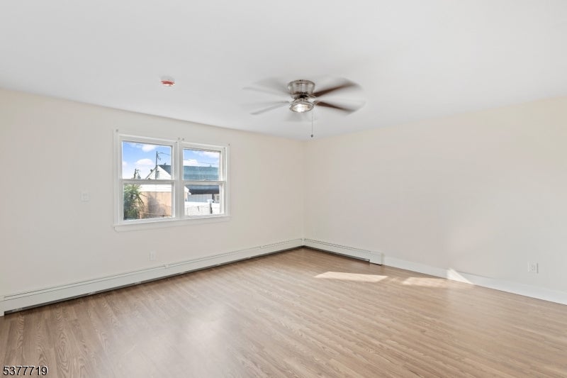 86 Farnham Ave