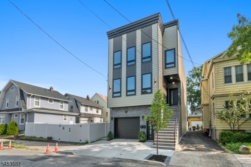 57 Eckert Ave