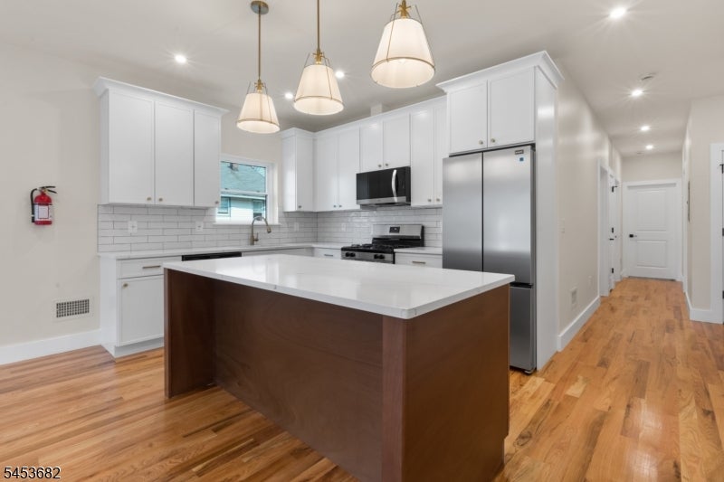 57 Eckert Ave