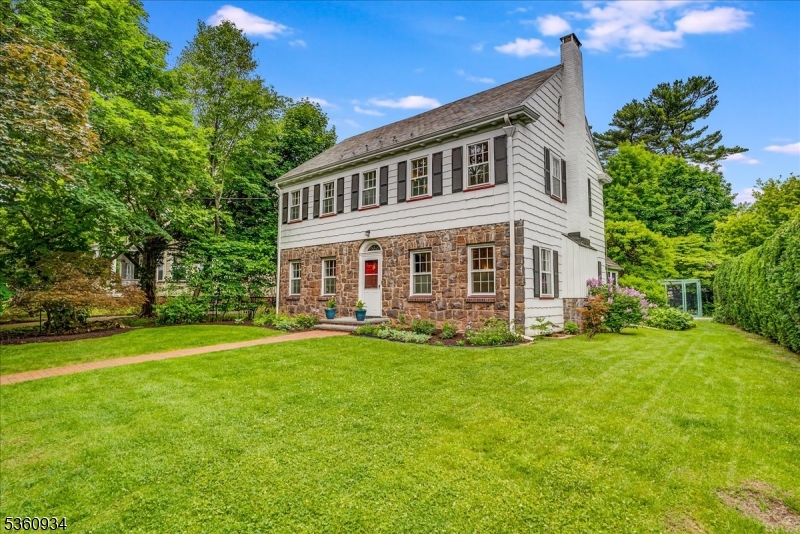 168 Grove St