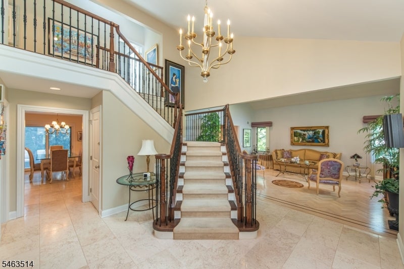 15 Mcdonough Pl